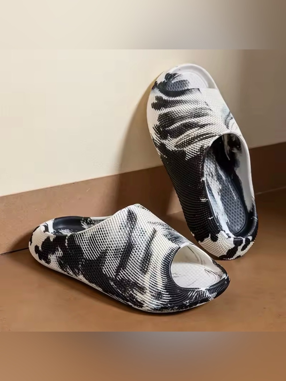 CloudFlex Marble EVA Slides – Black & White